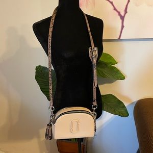 Marc Jacobs Shutter Leather Crossbody
